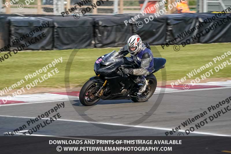donington no limits trackday;donington park photographs;donington trackday photographs;no limits trackdays;peter wileman photography;trackday digital images;trackday photos